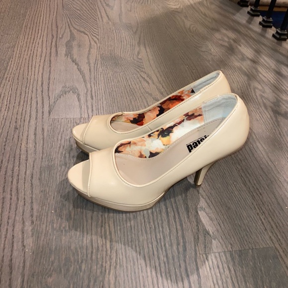 Nude heels - Picture 4 of 4